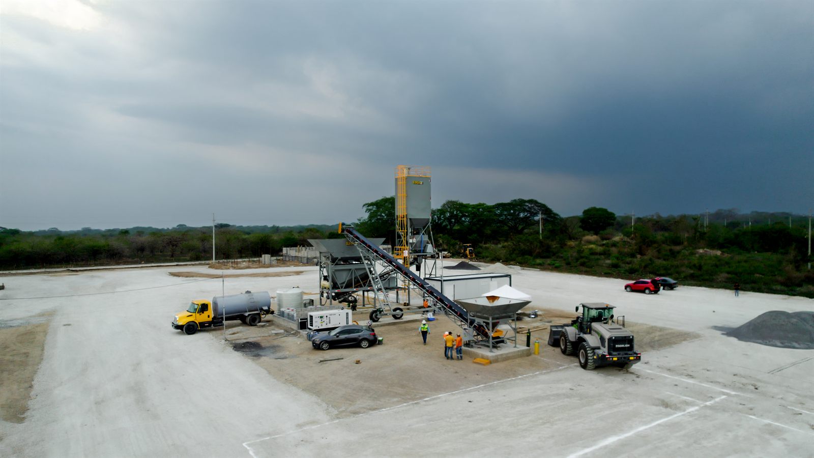 Planta de concreto premezclado de CONCRETUM vista aérea — 10 años en Guatemala